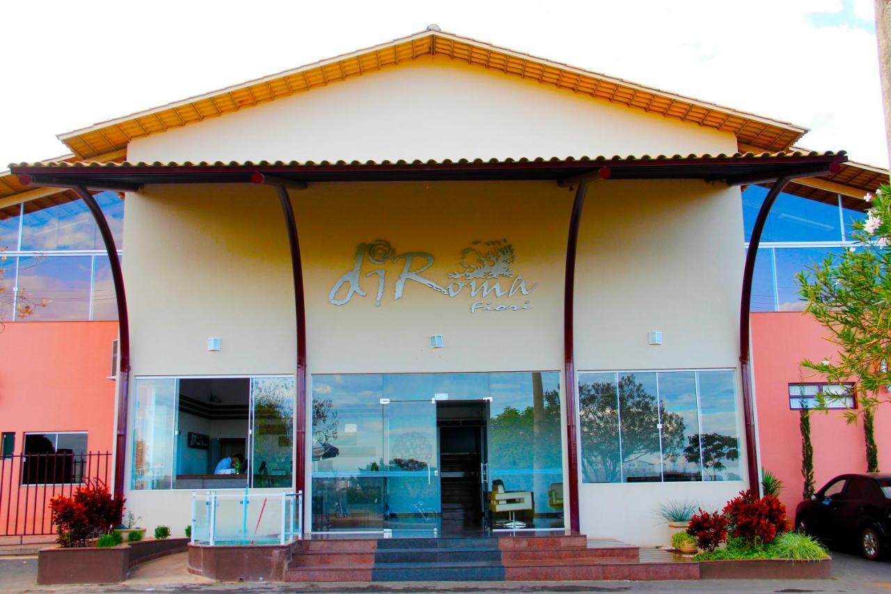 Apartamento Diroma Fiori Caldas Novas